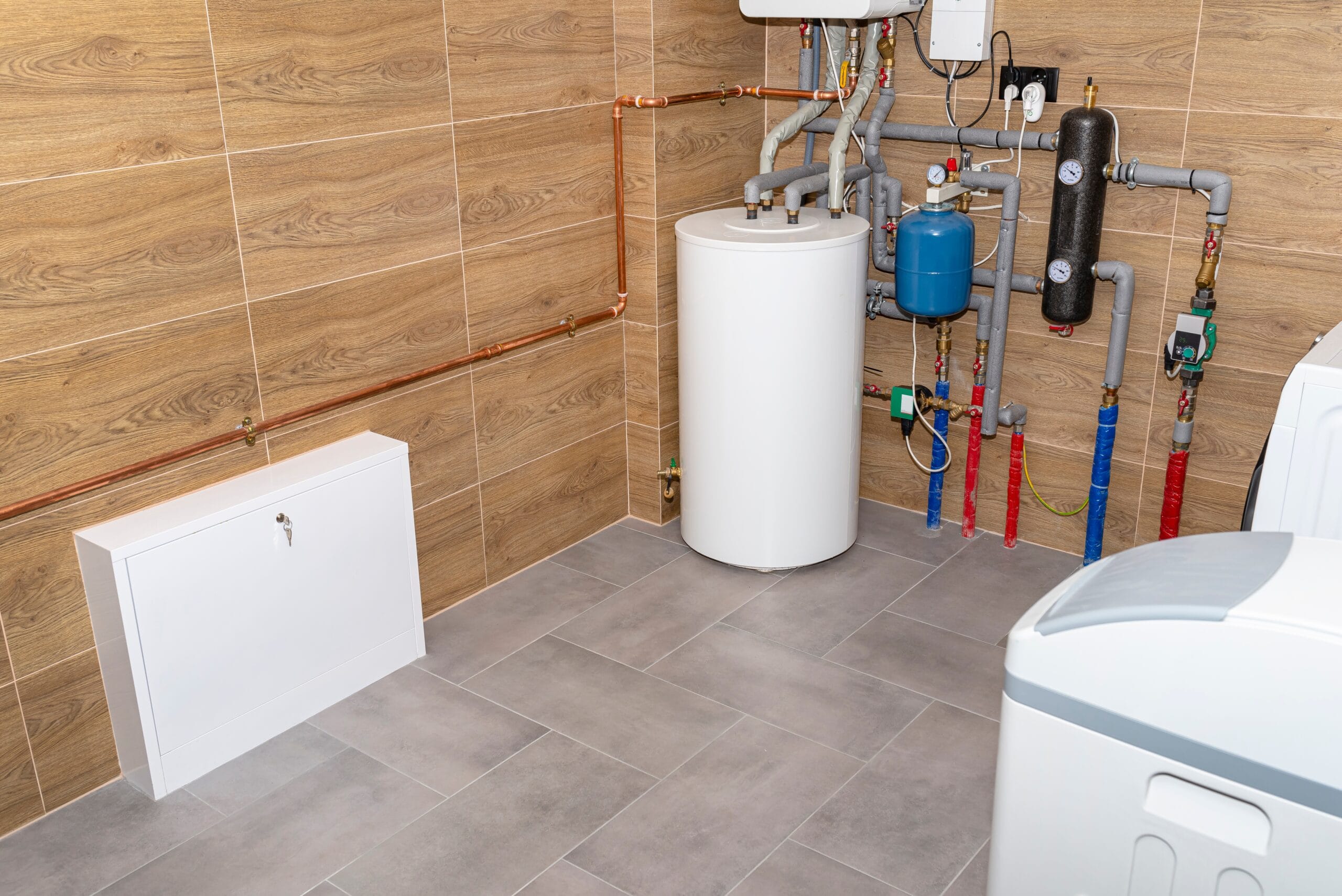 Professional water heater installation in Arcadia